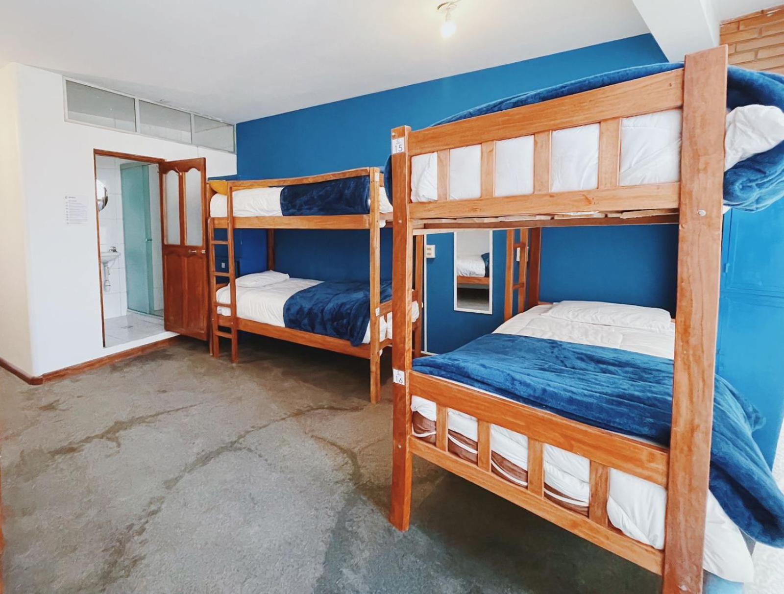 Lobo Hostel Ла Пас Екстериор снимка