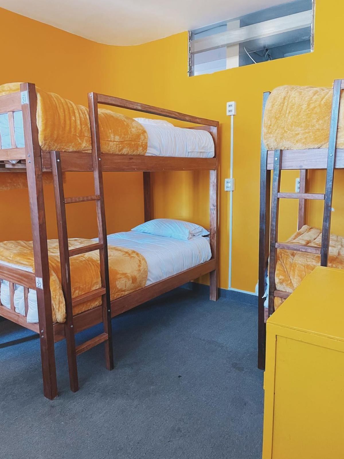 Lobo Hostel Ла Пас Екстериор снимка