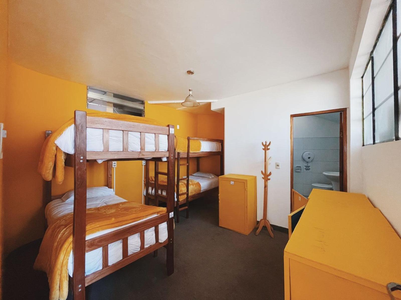 Lobo Hostel Ла Пас Екстериор снимка