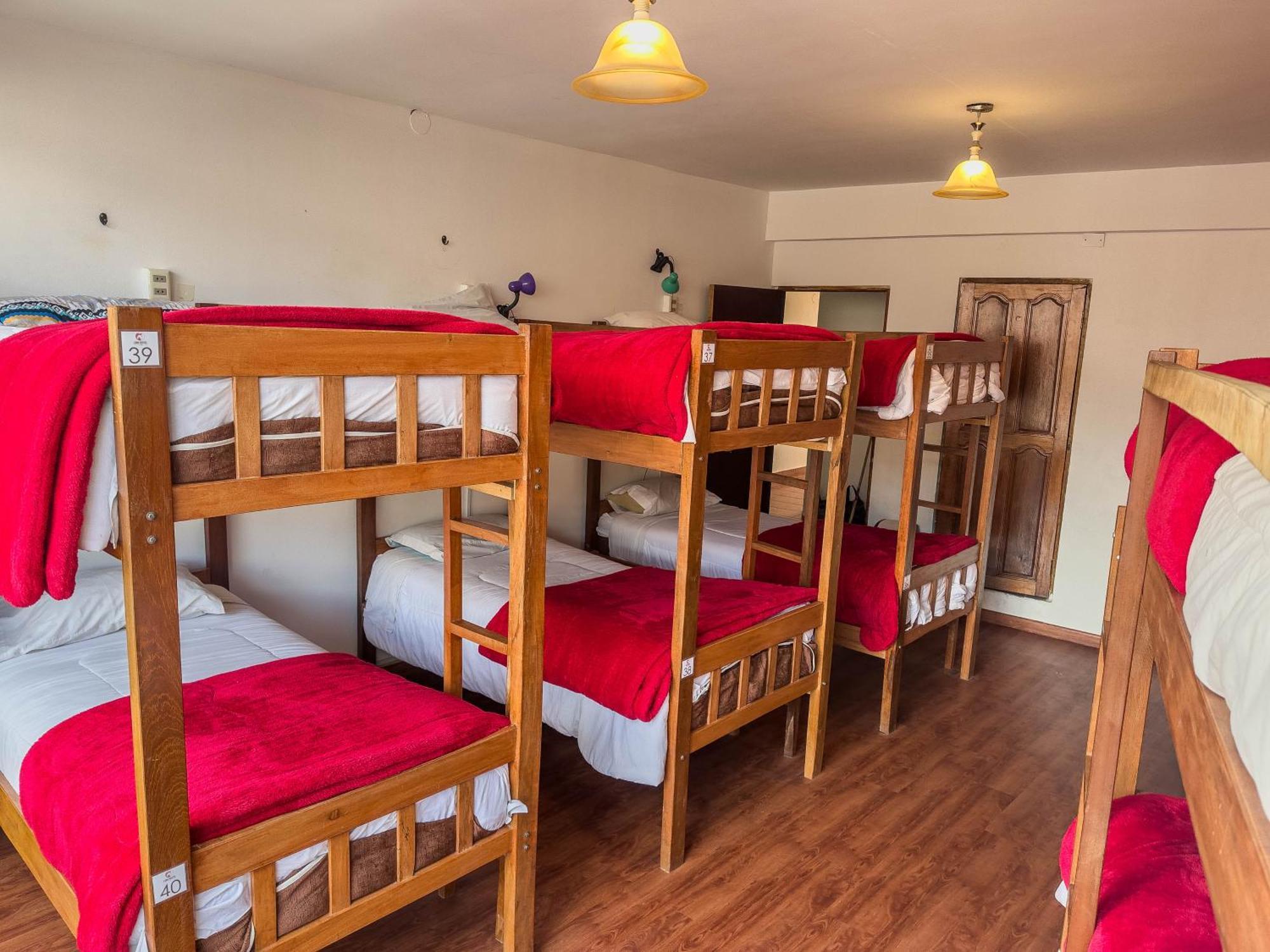 Lobo Hostel Ла Пас Екстериор снимка